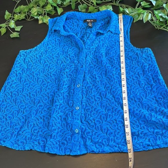 Blue Lace Sleeveless Button Front Sleeveless Blouse Top - Picture 6 of 6
